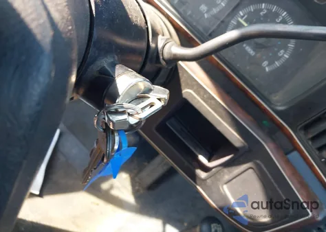 1991 Ford F150 z USA, uszkodzony, nr VIN 1FTEF14N5MNB15332